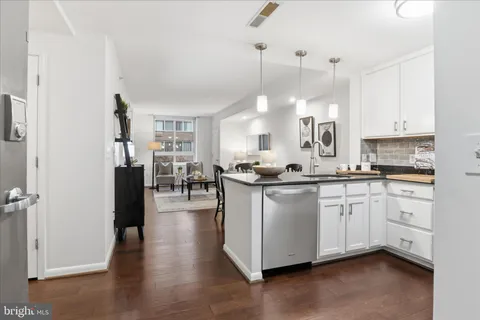$479,000 | 355 I Street Southwest, Unit 310S, Washington, DC 20024