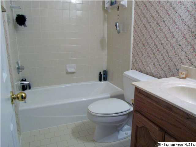 505 Fieldstone Drive Helena, AL 35080 - Photo 10 of 16