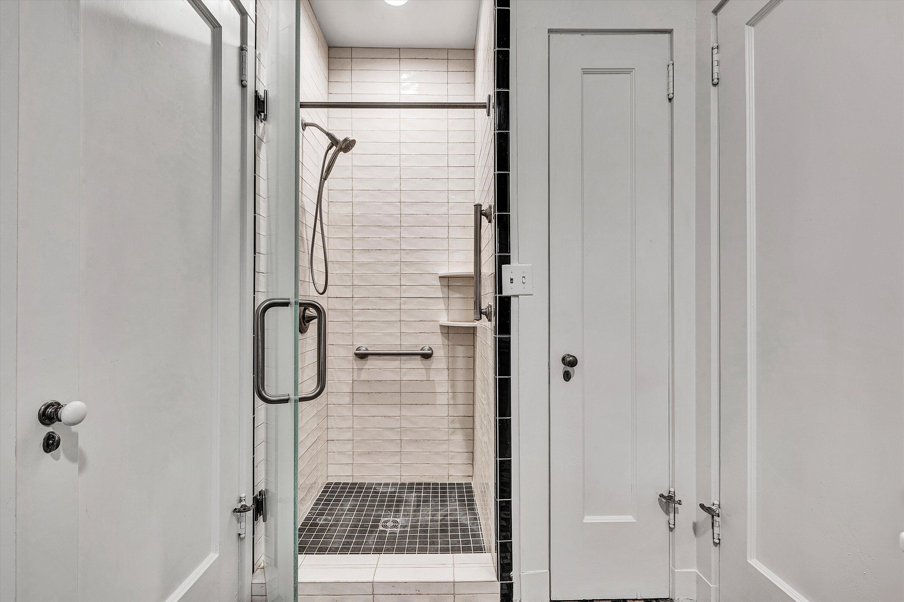 1902 Grandin Road Southwest Roanoke, VA 24015 - Photo 26 of 49 33-SGP-03148