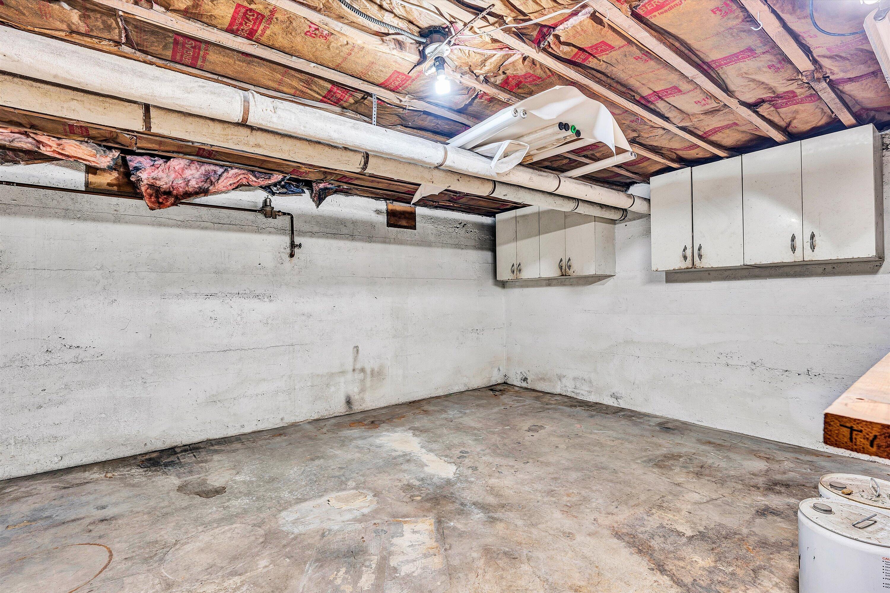 1902 Grandin Road Southwest Roanoke, VA 24015 - Photo 33 of 49 43-SGP-03181