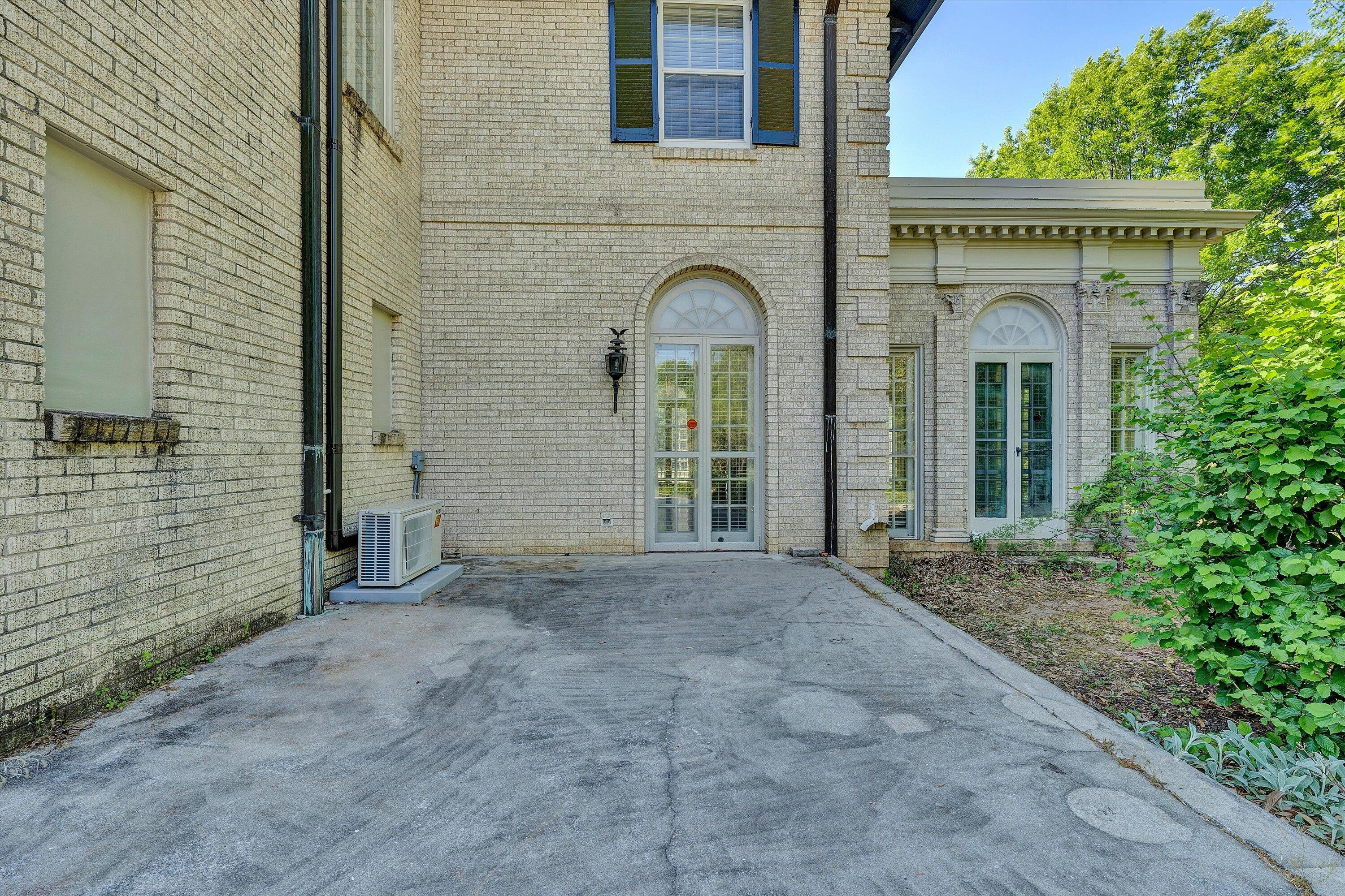 1902 Grandin Road Southwest Roanoke, VA 24015 - Photo 35 of 49 45-SGP-03187