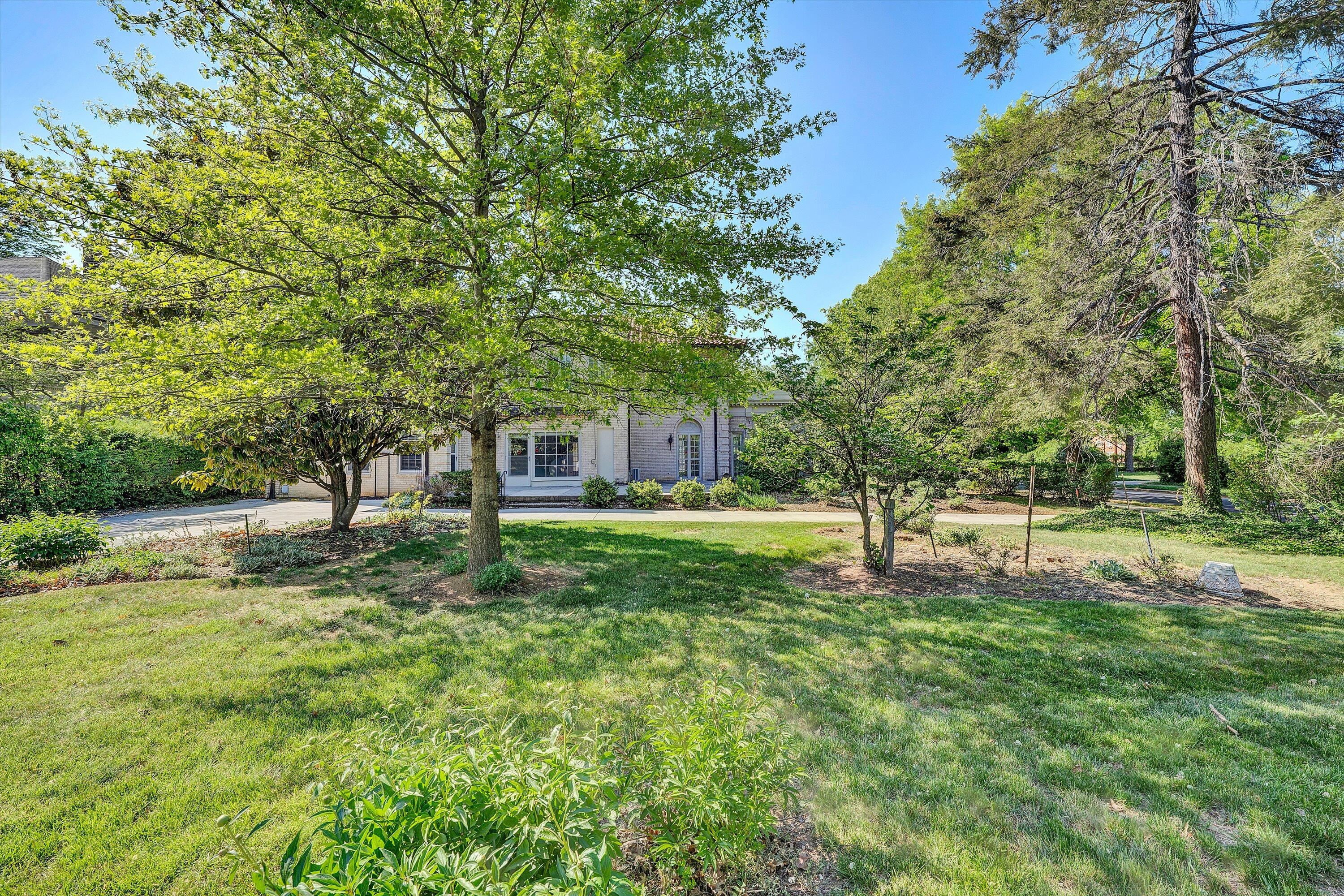 1902 Grandin Road Southwest Roanoke, VA 24015 - Photo 39 of 49 49-SGP-03199