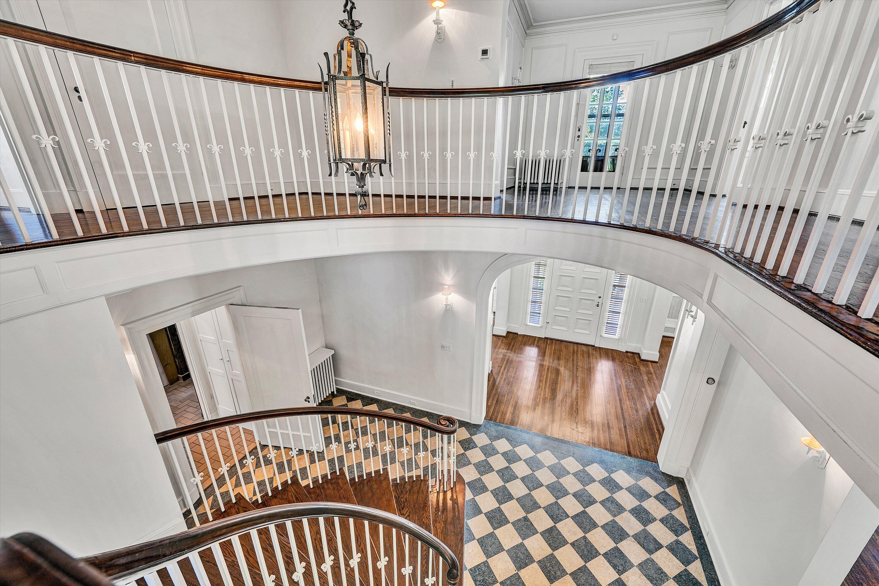 1902 Grandin Road Southwest Roanoke, VA 24015 - Photo 4 of 49 24-SGP-03121