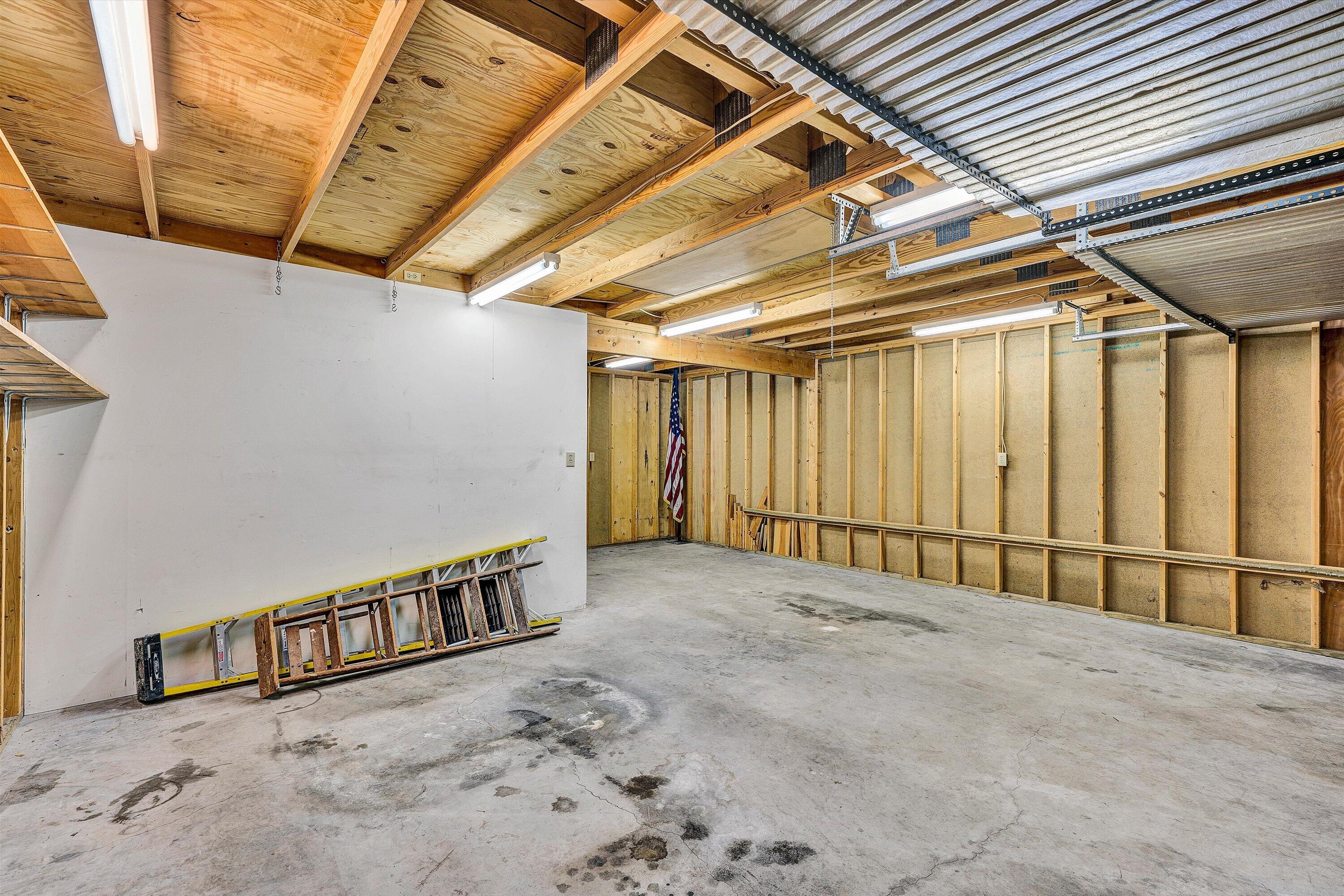 1902 Grandin Road Southwest Roanoke, VA 24015 - Photo 41 of 49 51-SGP-03205