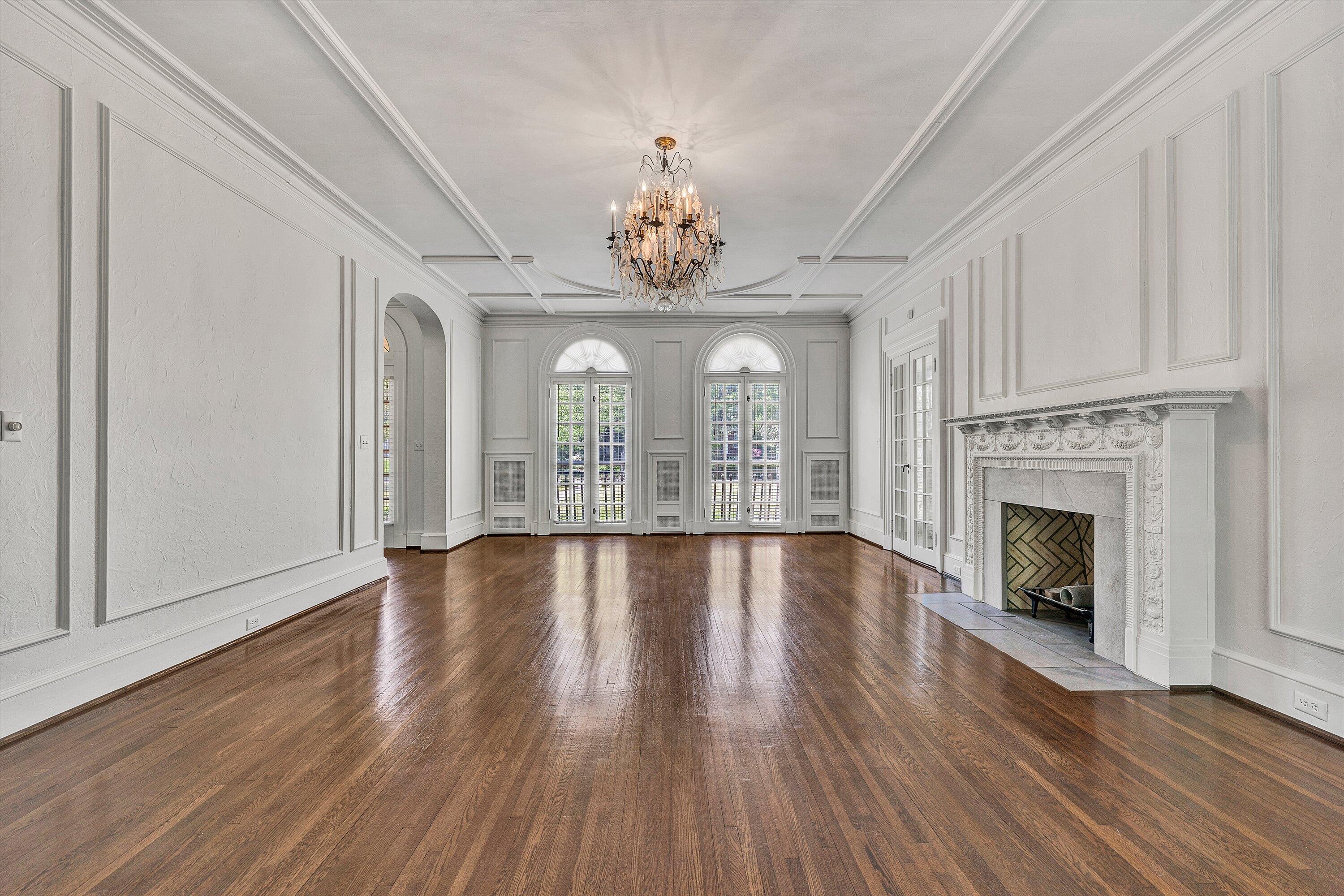 1902 Grandin Road Southwest Roanoke, VA 24015 - Photo 6 of 49 12-SGP-03094