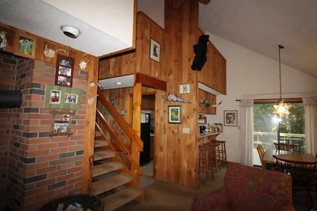 $329,900 | 103 Reservoir Road, Campton, NH 03223