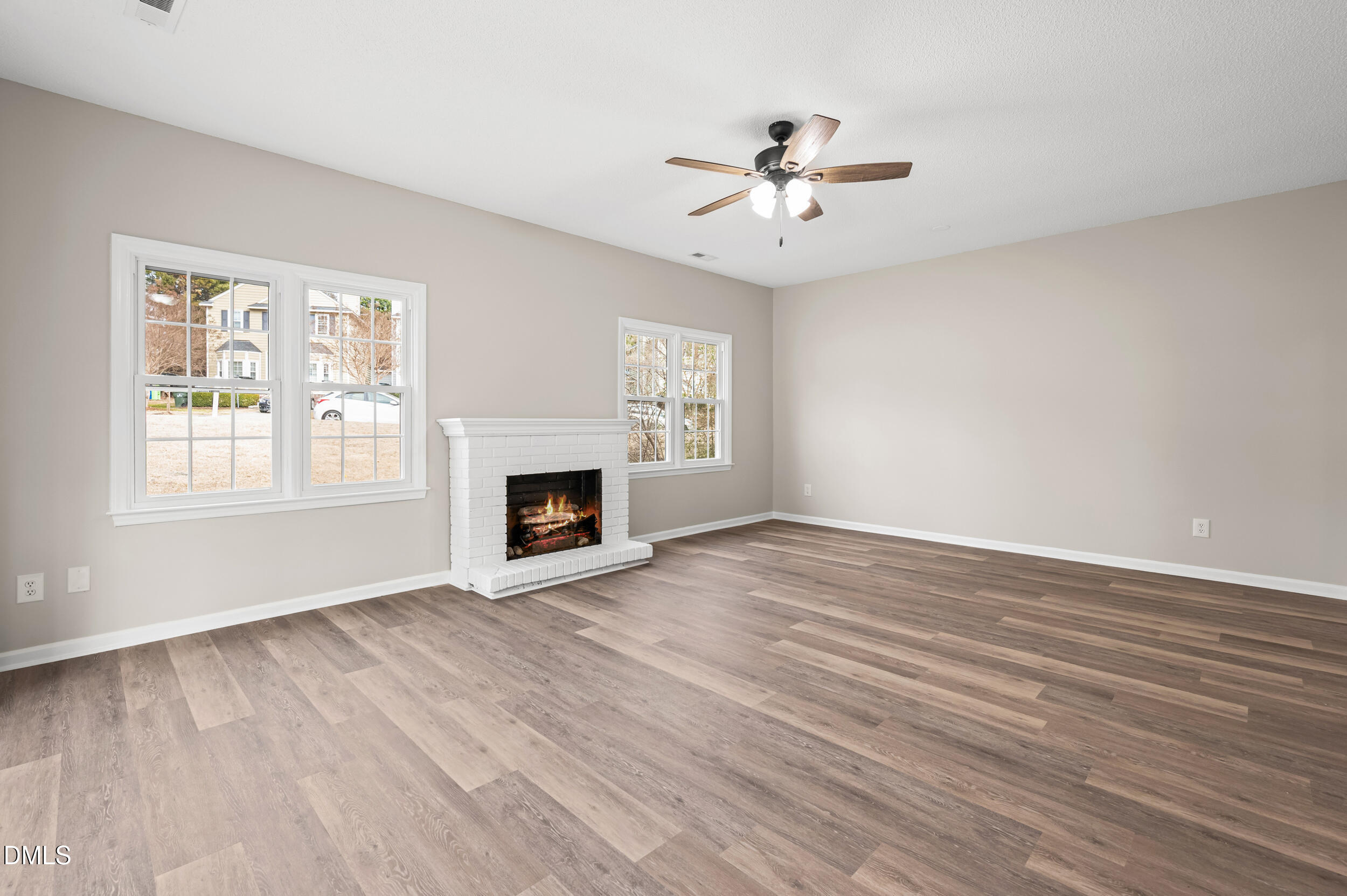 4650 Vendue Range Drive Raleigh, NC 27604 - Photo 7 of 28 8_dsc_2143