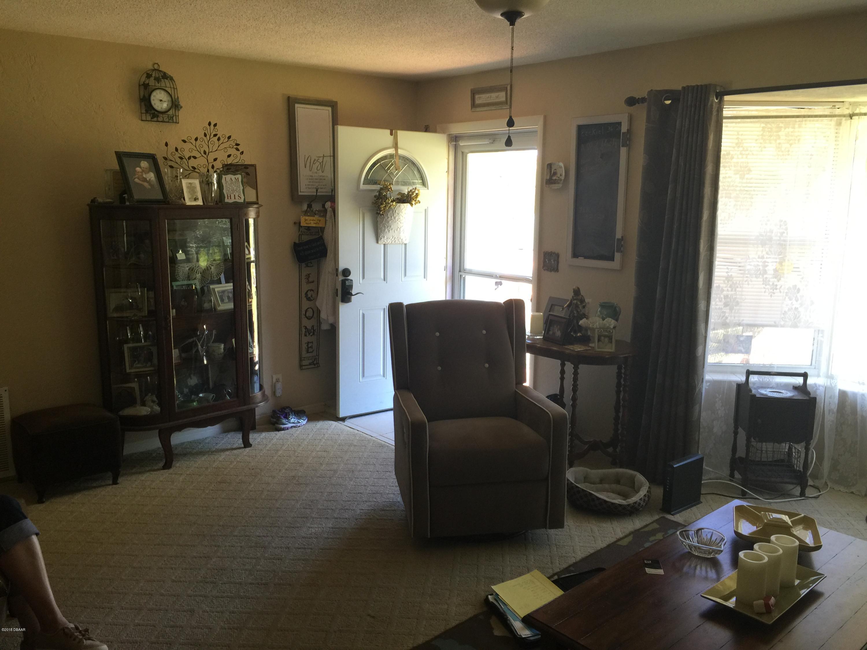612 Sherman Road South Daytona, FL 32119 - Photo 2 of 10 IMG_3450
