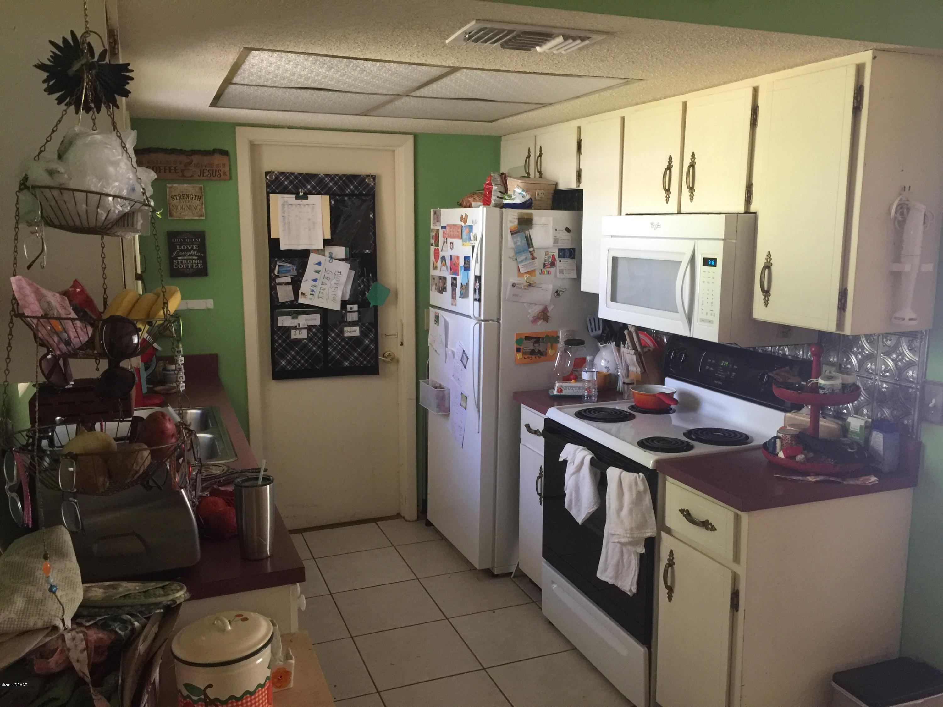 612 Sherman Road South Daytona, FL 32119 - Photo 3 of 10 IMG_3445