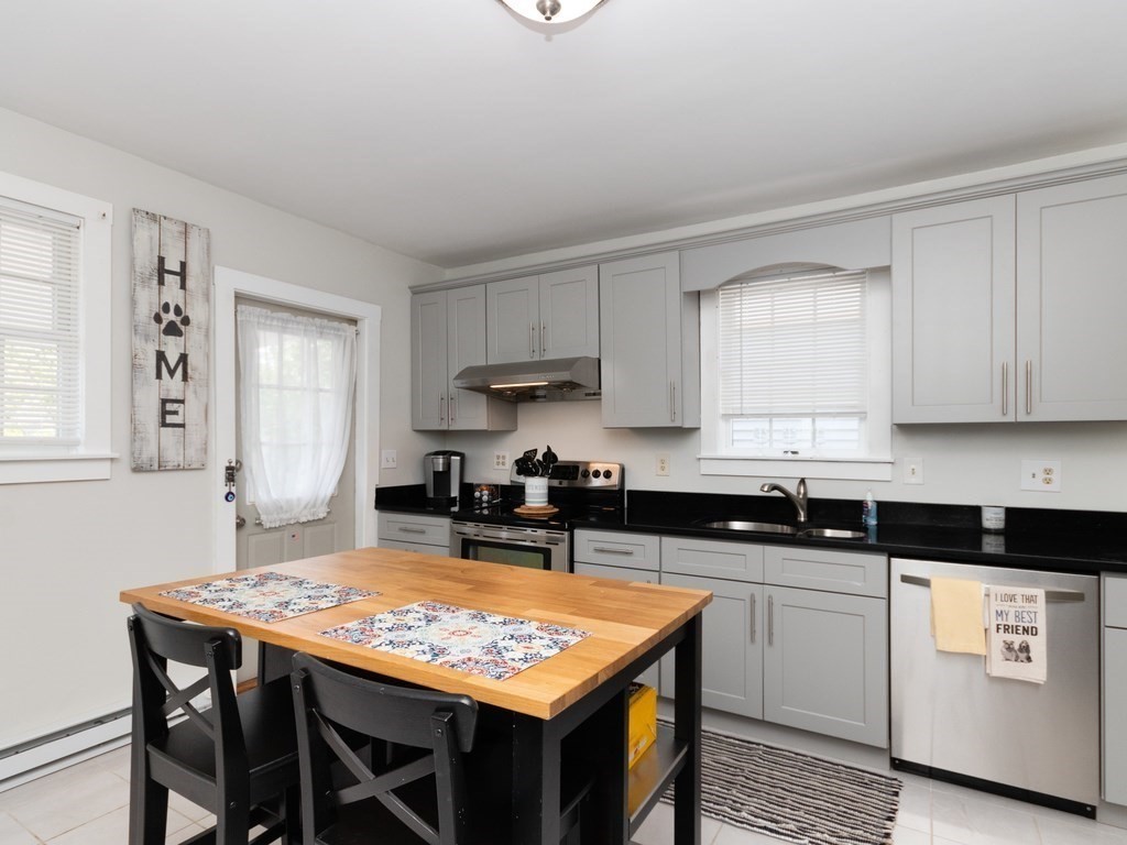 25 Milton Road Quincy, MA 02171 - Photo 9 of 37 Gallery Image 9