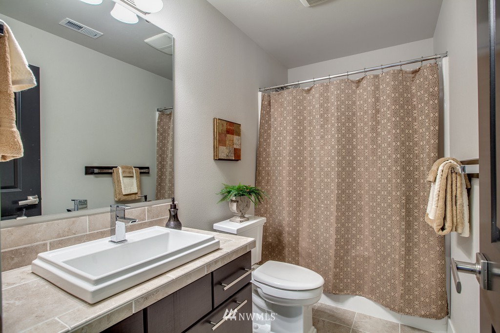 18008 33rd Drive Southeast Bothell, WA 98012 - Photo 20 of 23
