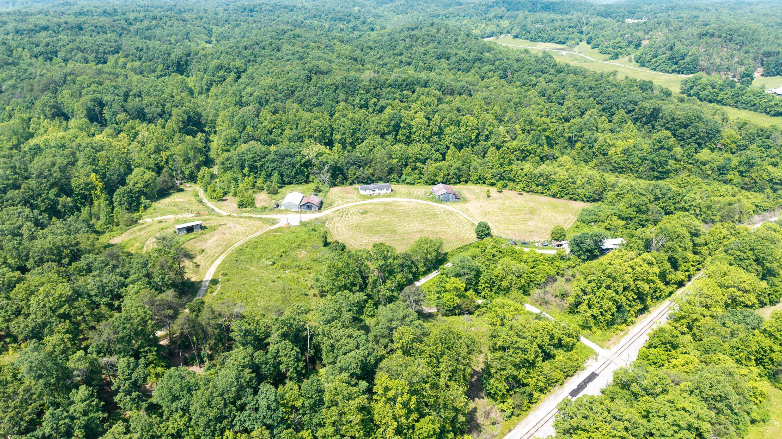 799 Hargett Road Irvine, KY 40336 - Photo 9 of 71 779Hargetroad-9