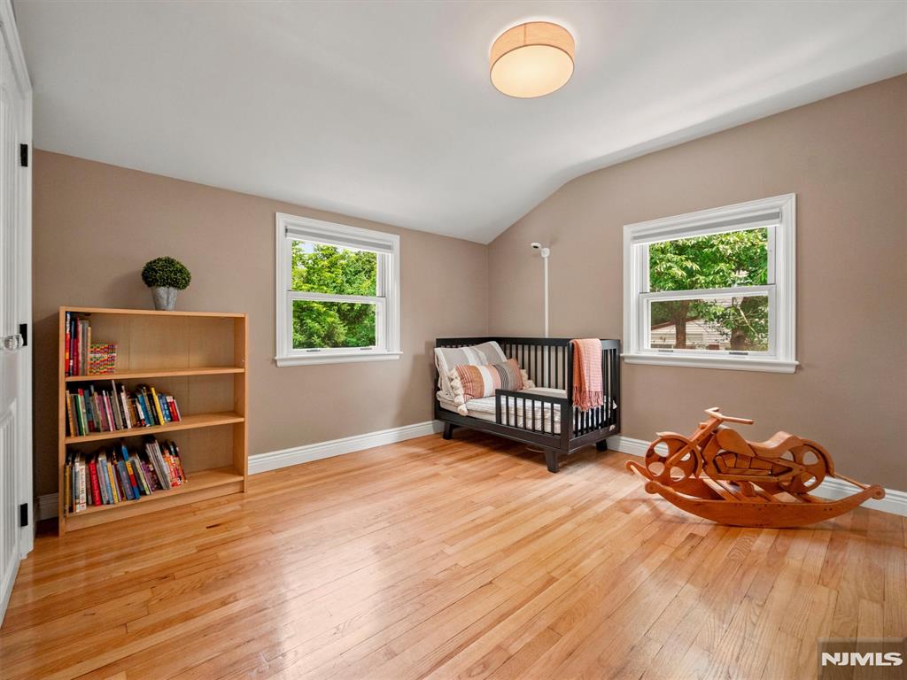 47 West Saddle River Road Waldwick, NJ 07463 - Photo 19 of 26