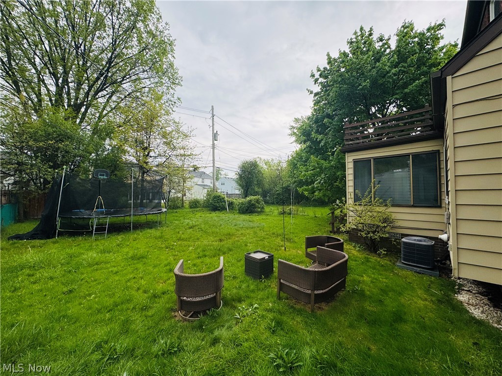 4075 Ellison Road South Euclid, OH 44121 - Photo 28 of 28 Large back yard.