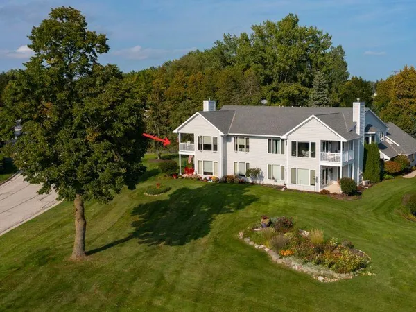 $482,000 | 1606 Memorial Drive, Unit 104, Sturgeon Bay, WI 54235