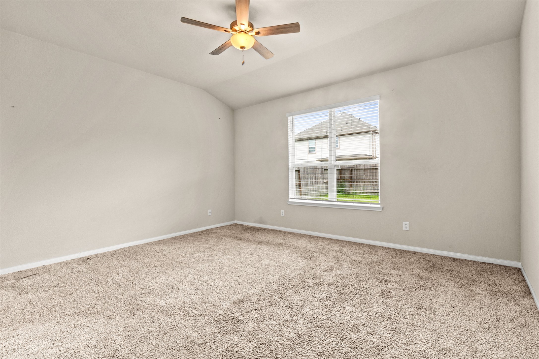 7219 Melrose Lane Rosharon, TX 77583 - Photo 12 of 26