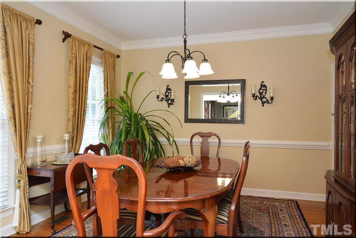2909 Lothian Way Raleigh, NC 27612 - Photo 4 of 25