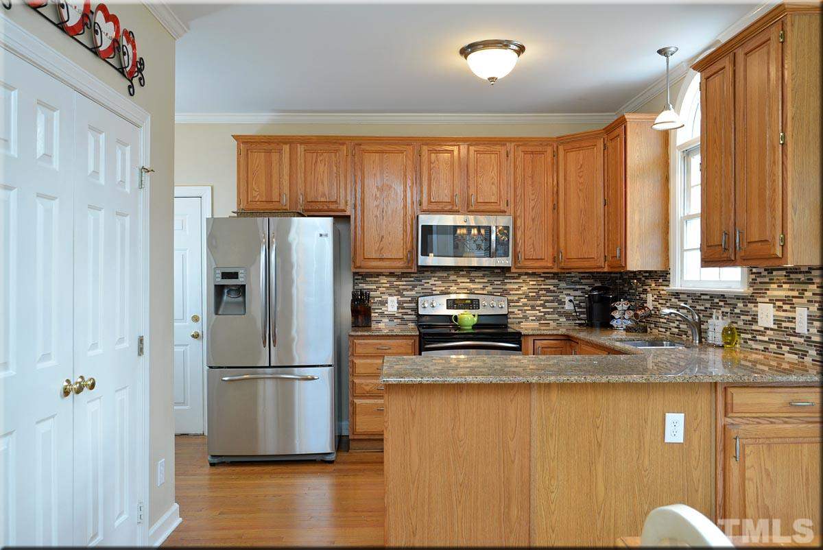 2909 Lothian Way Raleigh, NC 27612 - Photo 5 of 25