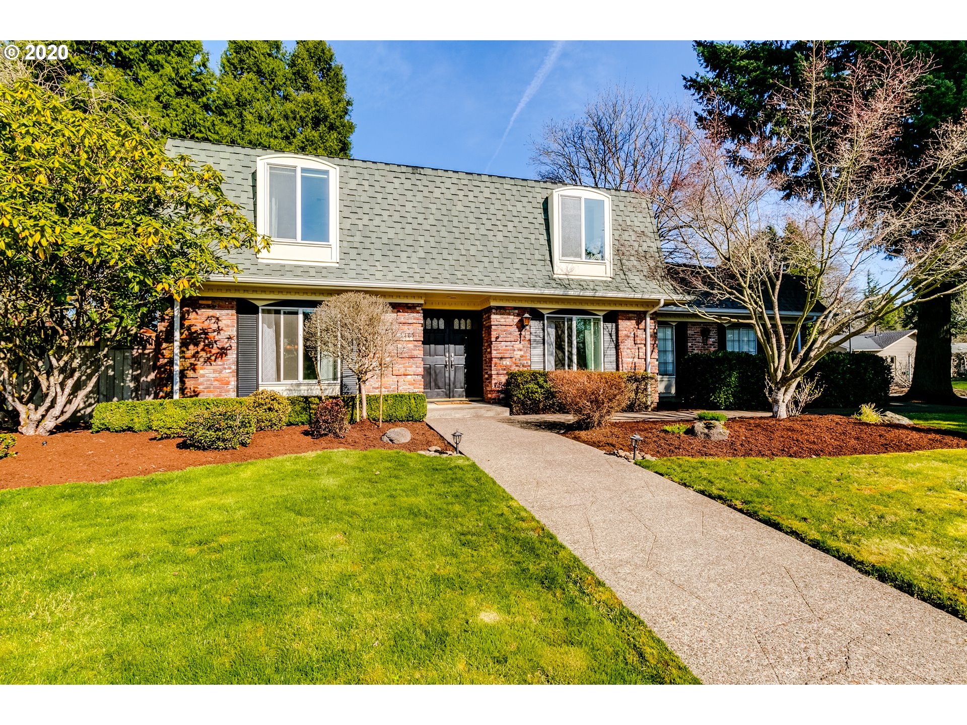 3485 Chevy Chase Street Eugene, OR 97401 - Photo 1 of 32