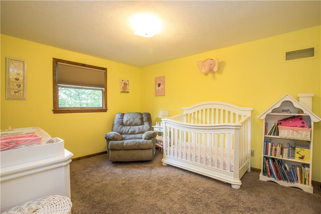 262 Glade Mill Road Valencia, PA 16059 - Photo 12 of 15