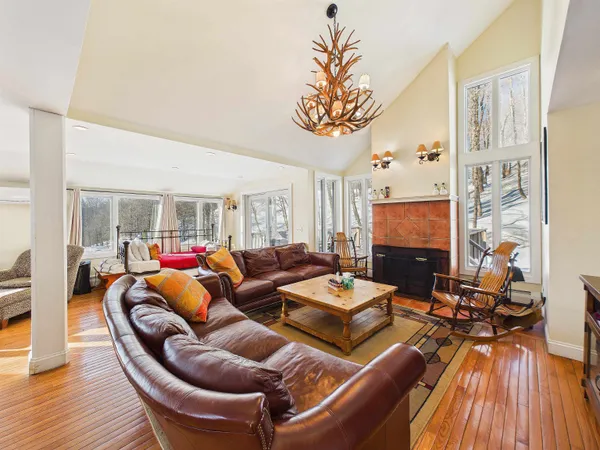 $2,750,000 | 300 Trailside Drive, Unit D, Killington, VT 05751