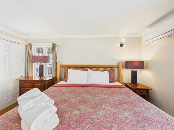 $2,750,000 | 300 Trailside Drive, Unit D, Killington, VT 05751