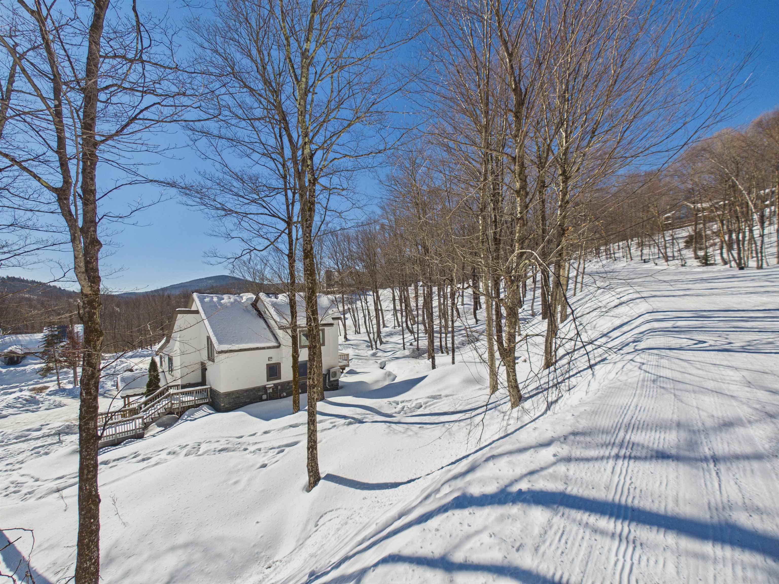 300 Trailside Drive, Unit D Killington, VT 05751 - Photo 3 of 52