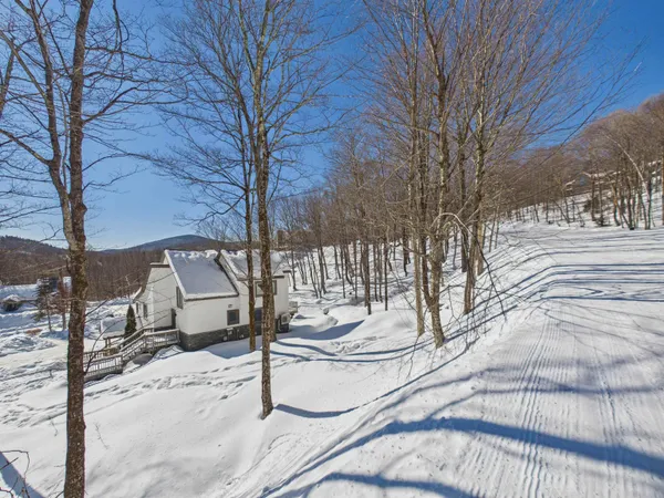 $2,750,000 | 300 Trailside Drive, Unit D, Killington, VT 05751