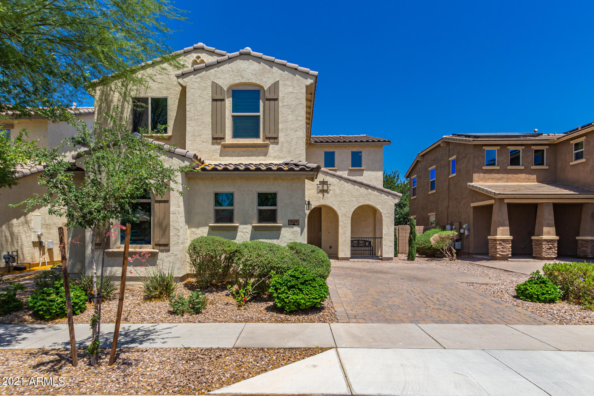 3144 East Ivanhoe Street Gilbert, AZ 85295 - Photo 1 of 28 01 - Ivanhoe
