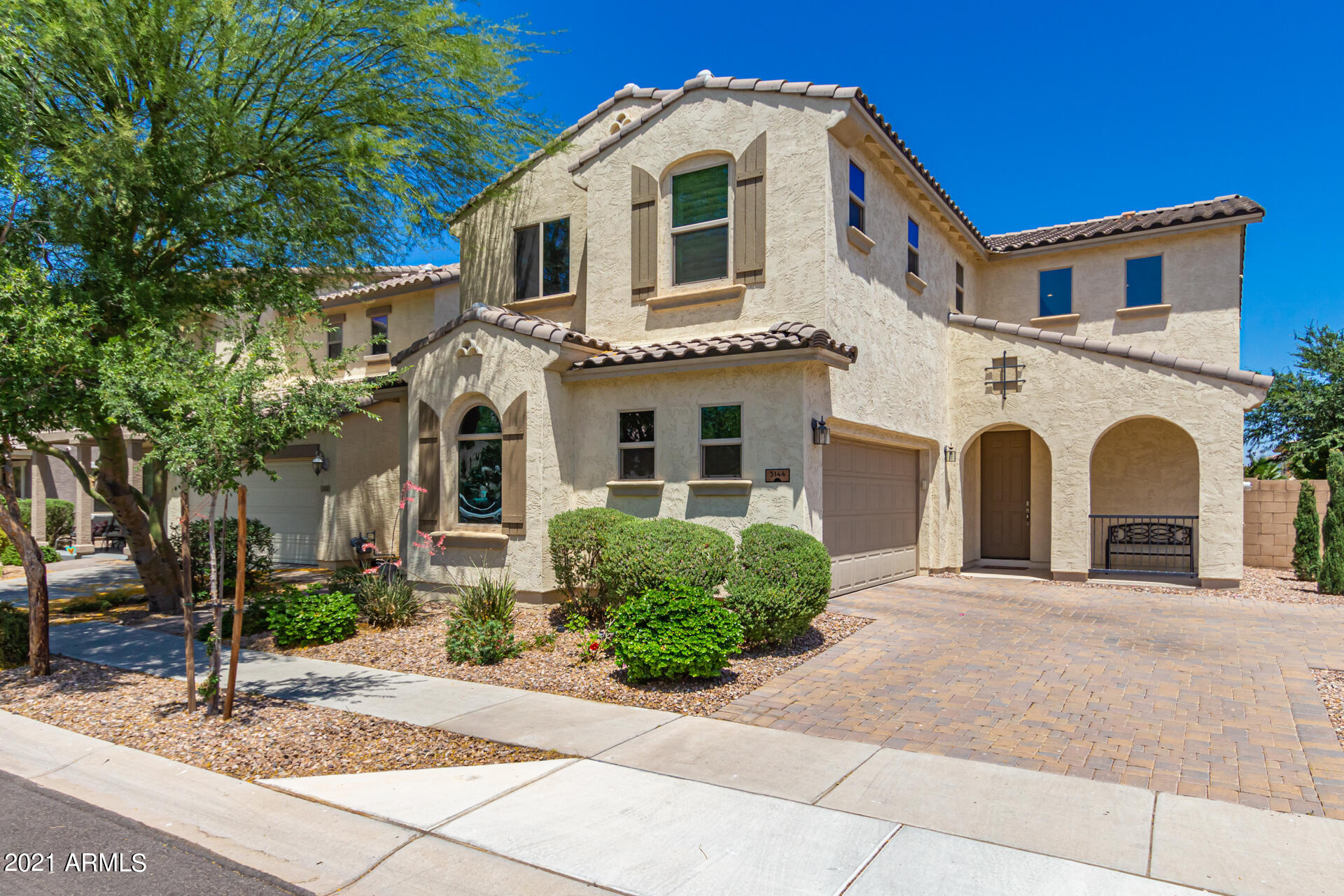 3144 East Ivanhoe Street Gilbert, AZ 85295 - Photo 2 of 28 02 - Ivanhoe