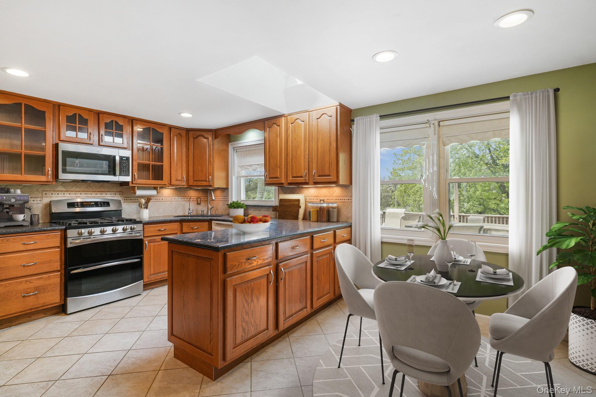 24 Overlook Road Ardsley, NY 10502 - Photo 9 of 34