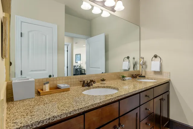 a view of a storage & utility room with a washer dryer
