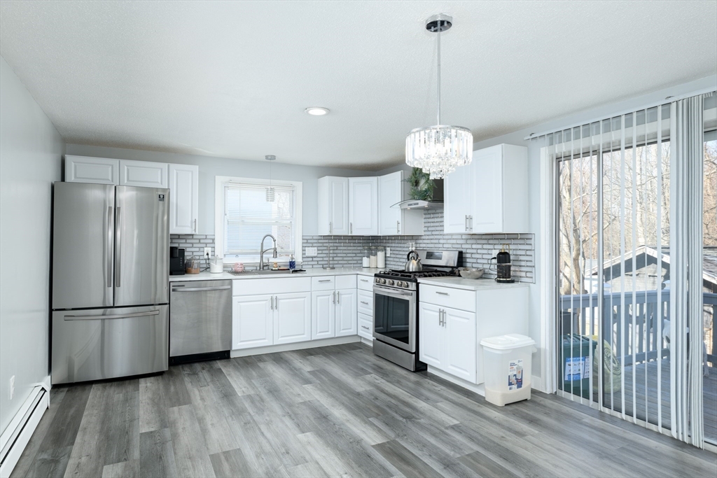 16 Vincent Circle Worcester, MA 01604 - Photo 9 of 18