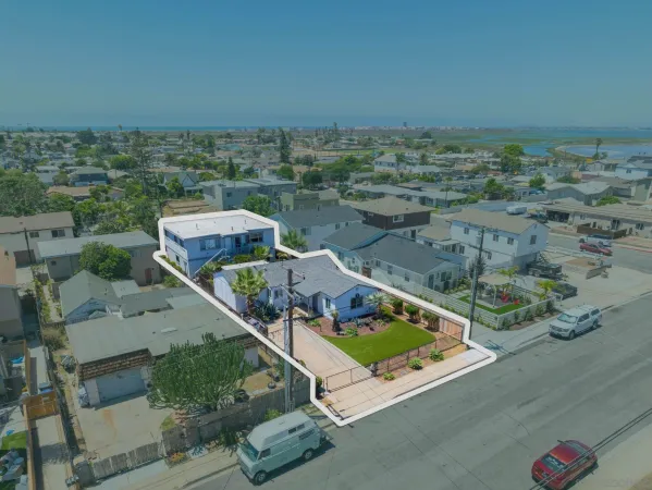 $1,599,995 | 562-564 11th Street, Imperial Beach, CA 91932