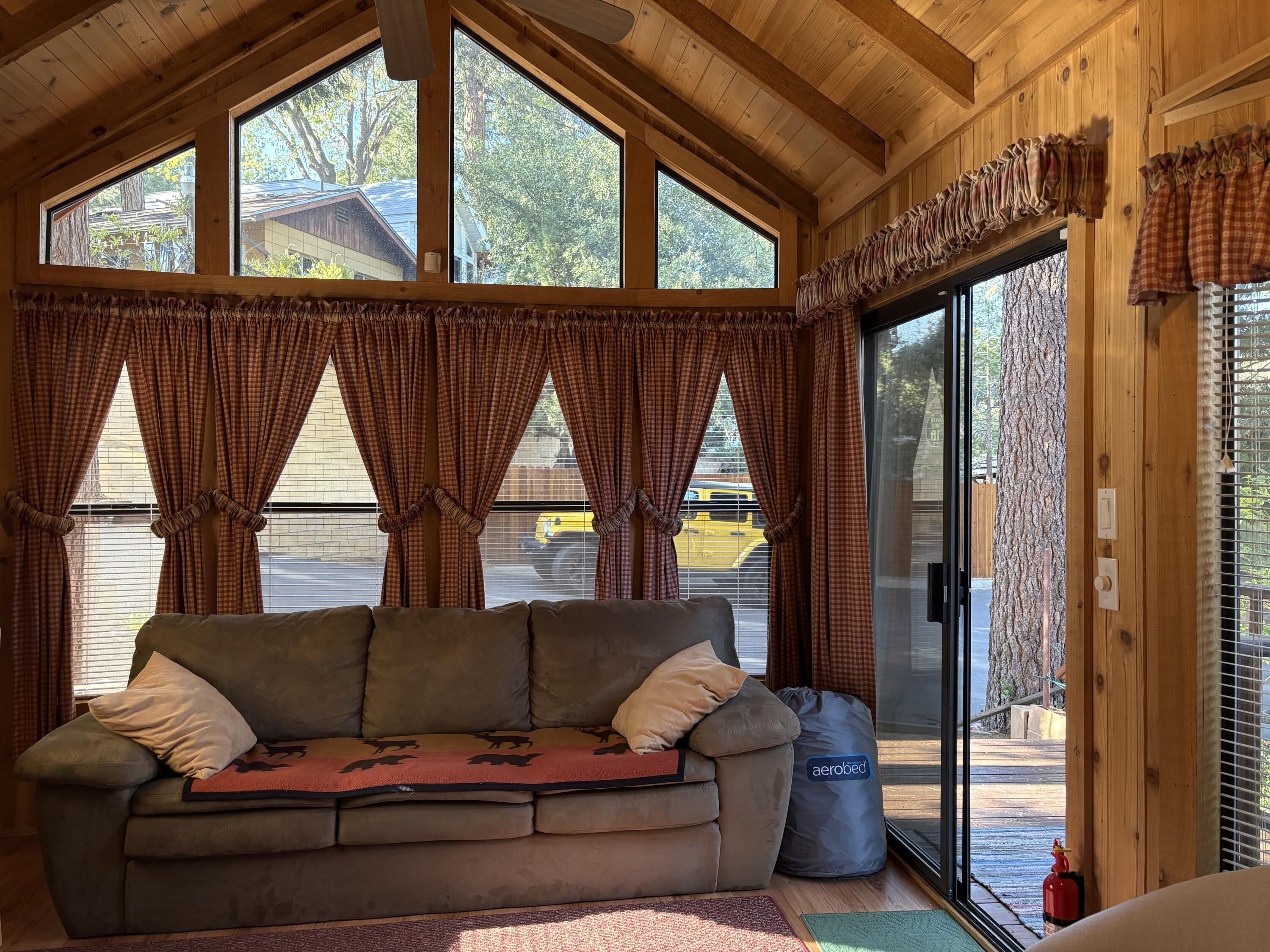 52901 Pine Cove Road, Unit 42 Idyllwild, CA 92549 - Photo 3 of 28 Living Room