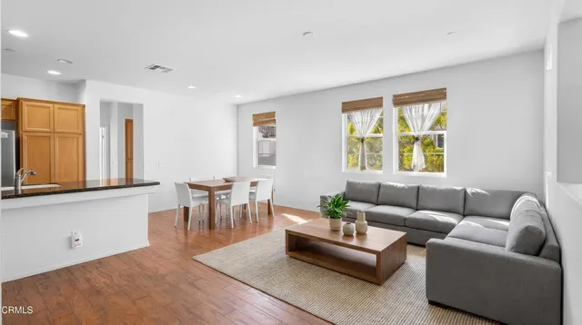 $589,900 | 3100 North Ventura Road, Oxnard, CA 93036