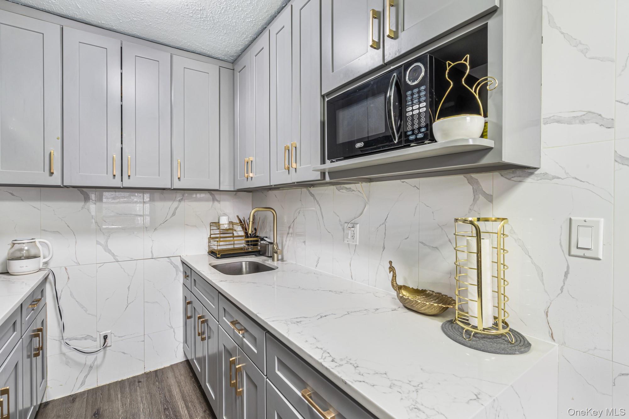 1907 166th Street, Unit LOWR Queens, NY 11357 - Photo 14 of 15