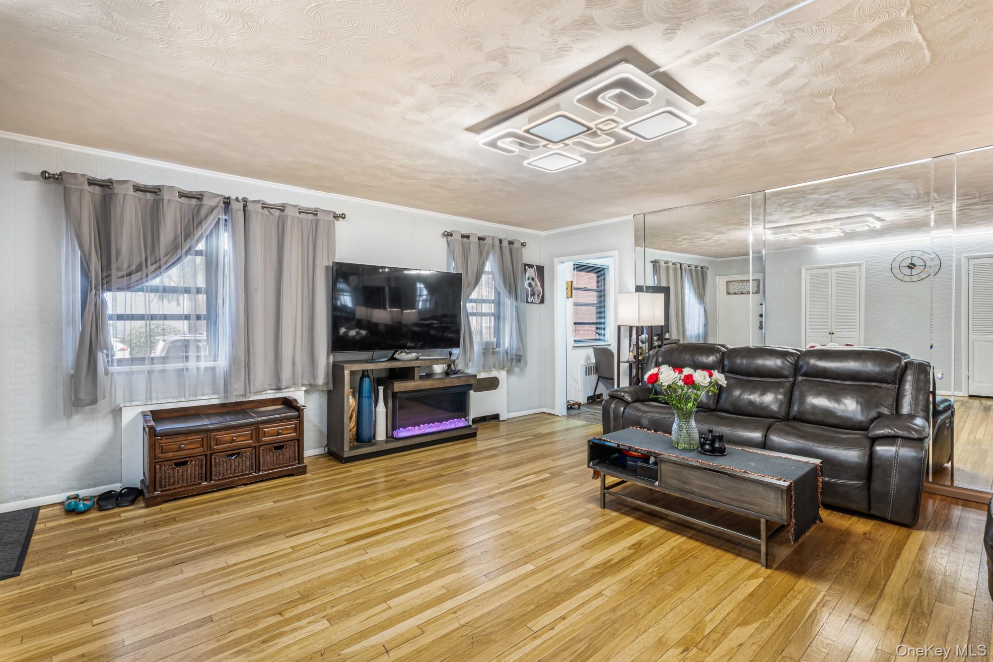 1907 166th Street, Unit LOWR Queens, NY 11357 - Photo 3 of 15