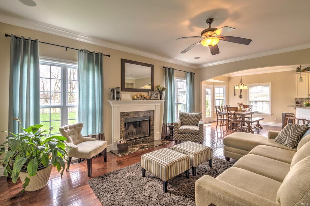 870 North Sappington Road St. Louis, MO 63122 - Photo 4 of 36 Gallery Image 4