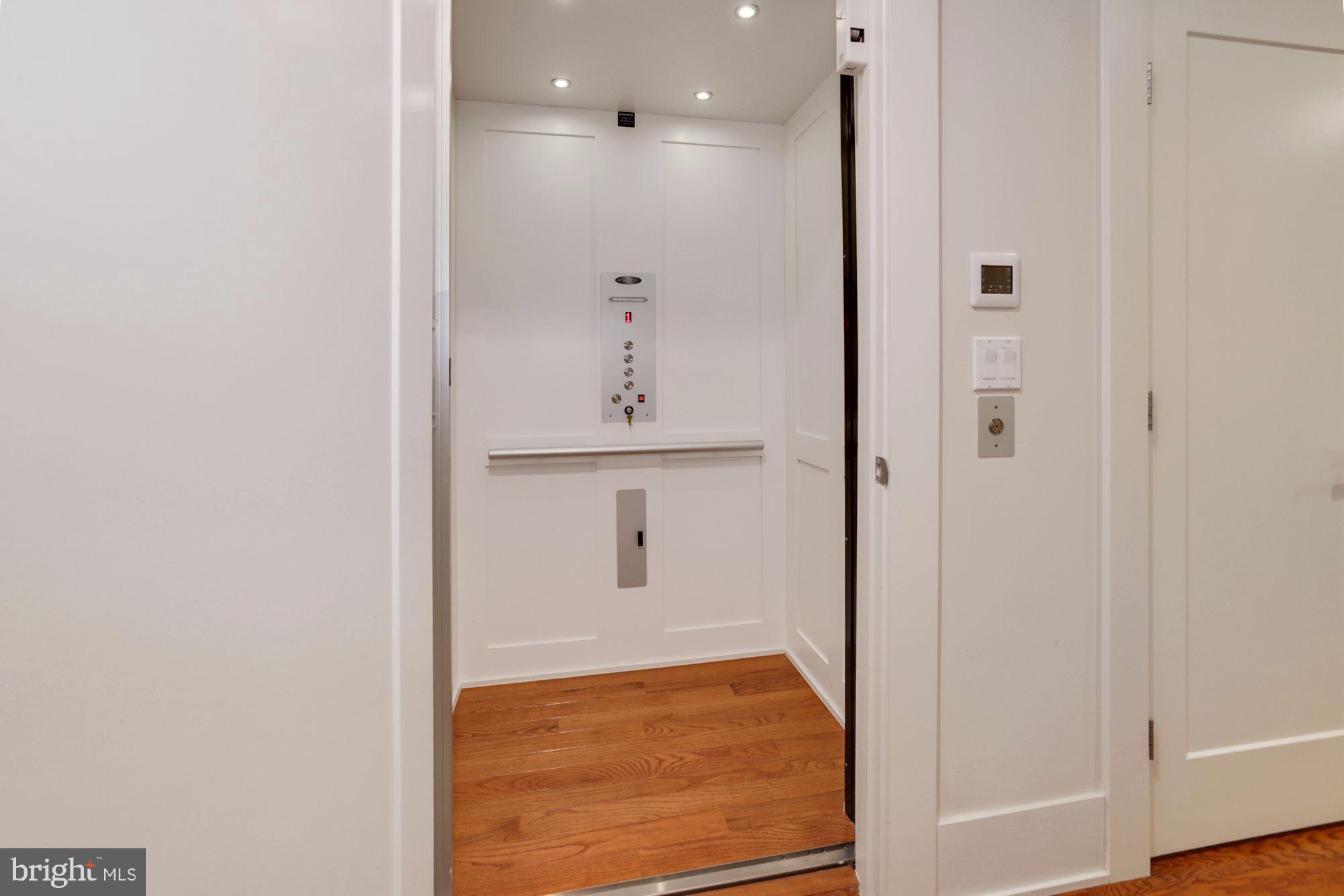 5129 Willet Bridge Road Bethesda, MD 20816 - Photo 25 of 40 Elevator