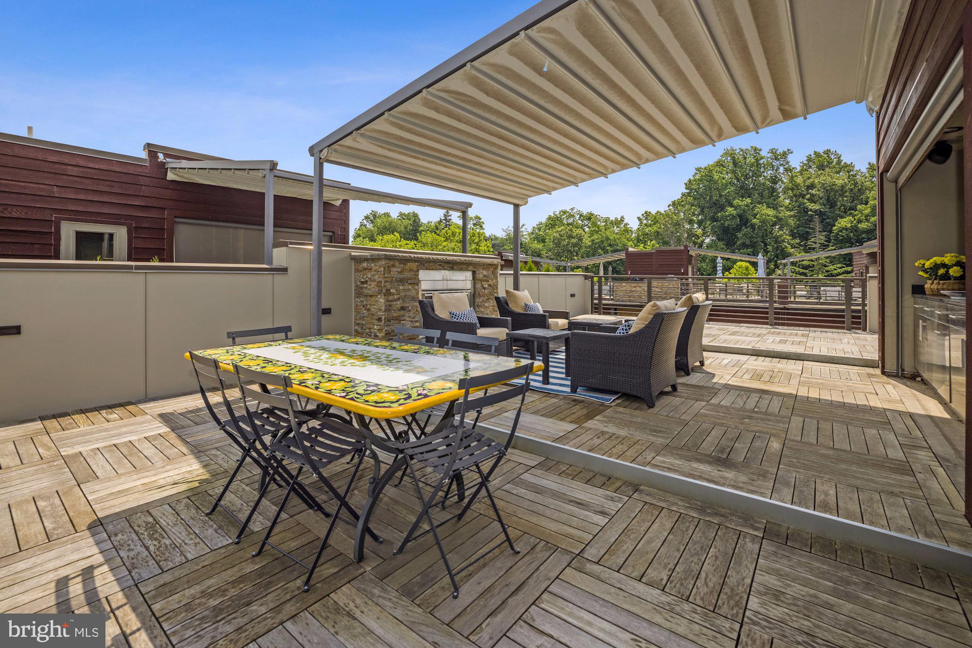 5129 Willet Bridge Road Bethesda, MD 20816 - Photo 32 of 40 Expansive roofdeck
