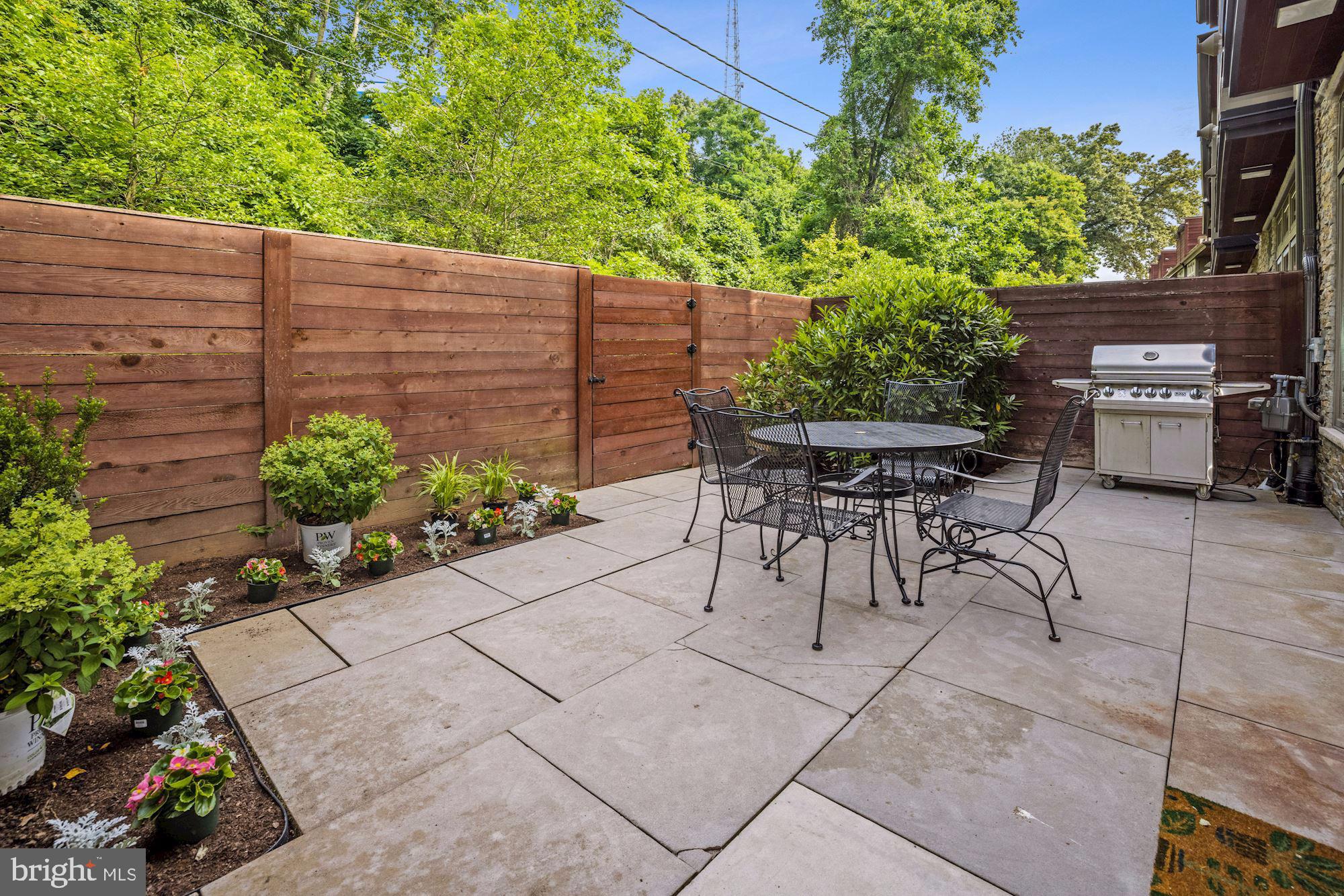 5129 Willet Bridge Road Bethesda, MD 20816 - Photo 39 of 40 Pretty & private patio