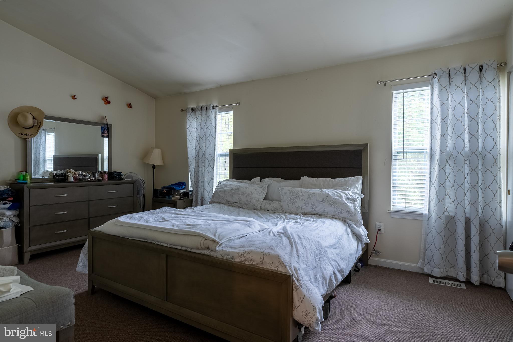 2720 Hunters Gate Terrace Silver Spring, MD 20904 - Photo 15 of 24 Primary bedroom