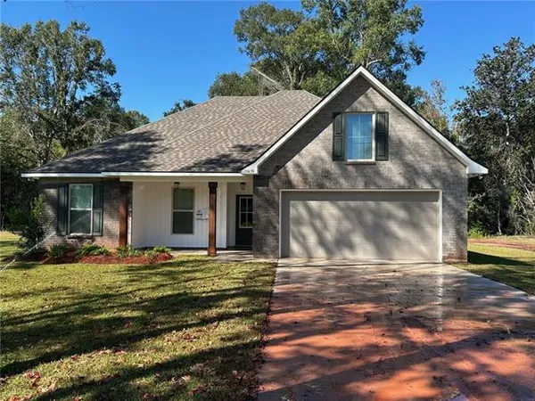 $1,900 | 39439 North Bunker Hill Road, Ponchatoula, LA 70454