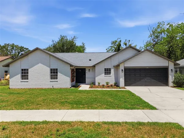 $359,900 | 1410 13th Street, Clermont, FL 34711