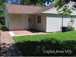 2718 Black Springfield, IL 62702 - Photo 12 of 22