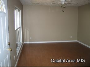 2718 Black Springfield, IL 62702 - Photo 3 of 22
