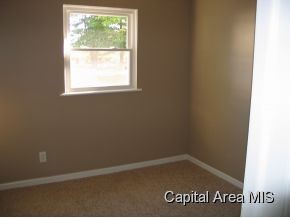 2718 Black Springfield, IL 62702 - Photo 10 of 22