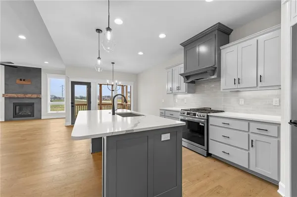 $569,700 | 10619 North Bell Street, Kansas City, MO 64155