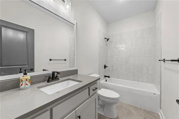 $569,700 | 10619 North Bell Street, Kansas City, MO 64155
